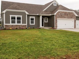 8611 N 28th St, Richland, MI 49083