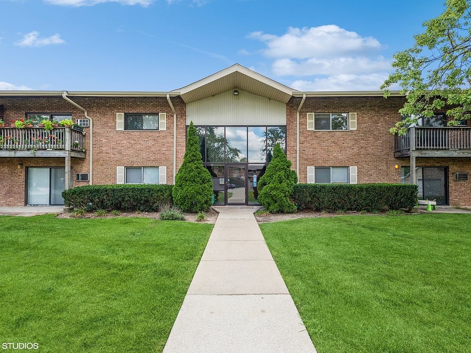1st image of 7422 Brookdale Dr #1-108