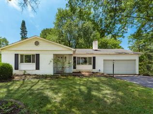 961 Cummington Rd, Columbus, OH 43213