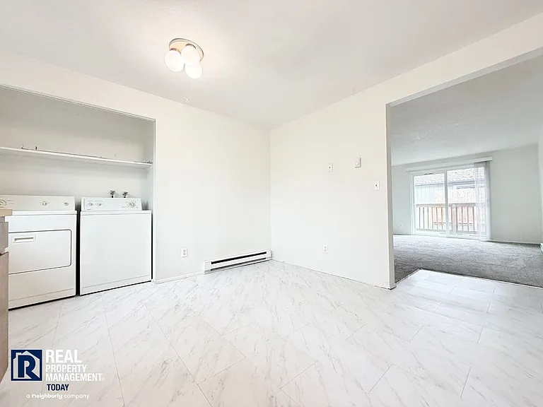 450 Pearl St #460 — Photo 9