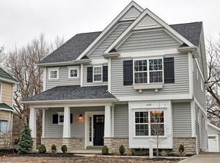 455 Fairview Ave, Webster Groves, MO