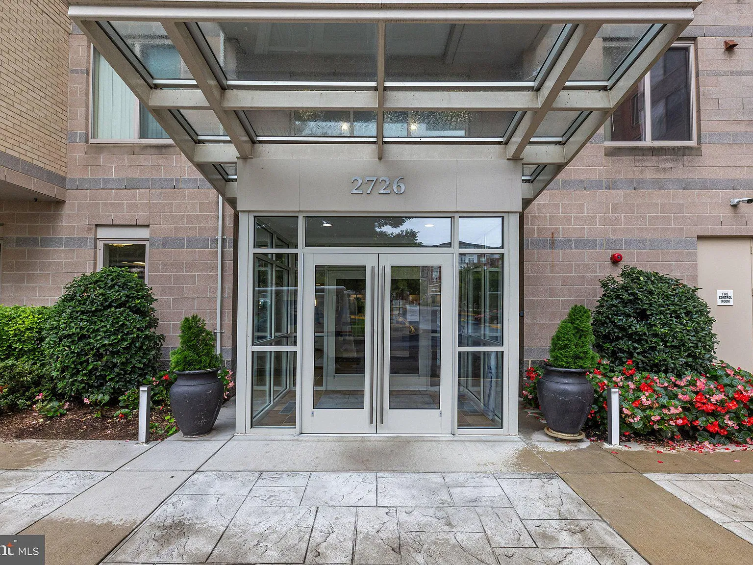 Wilton House Condo — Photo 3