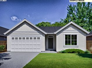 590 NE Timberline St, Estacada, OR 97023