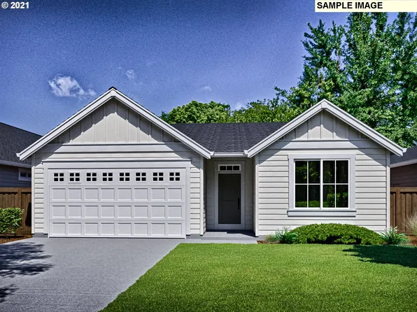 1488 NE Shell Rock Dr, Estacada, OR 97023