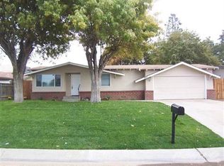 1862 N Maston St, Porterville, CA 93257