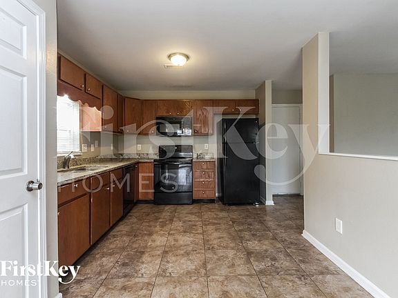 5th image of 2634 Lullwater Ln