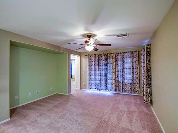 5th image of 1408 E Lakeview Dr