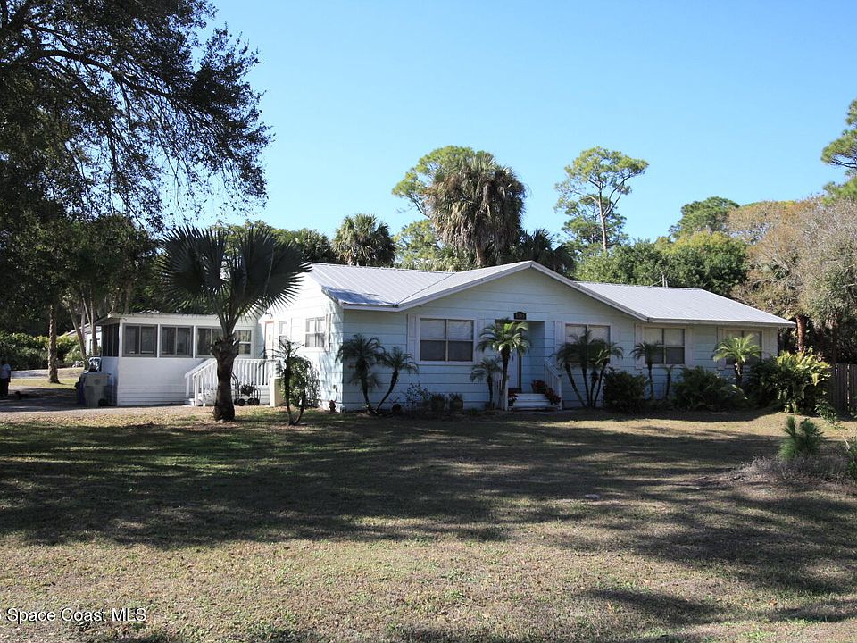 1st image of 8205 93rd Ave