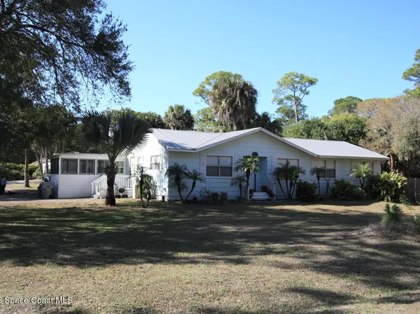 8205 93rd Ave, Vero Beach, FL 32967