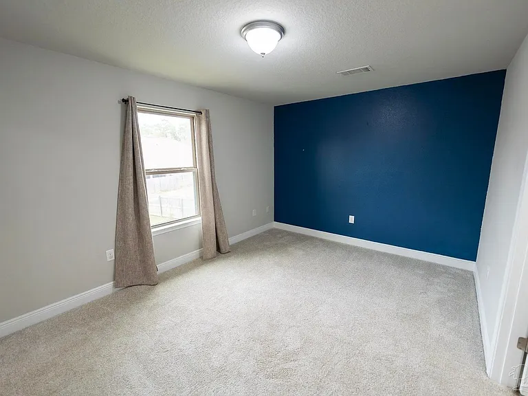 1060 Bretts Way — Photo 19