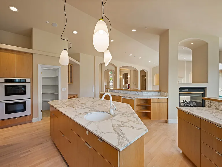 10 Warrens Way — Photo 8