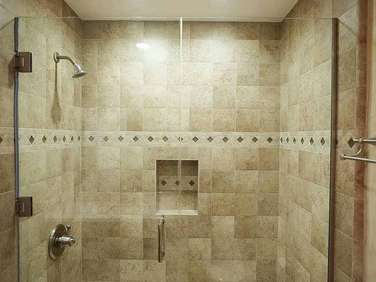18129 Hatteras St — Photo 21