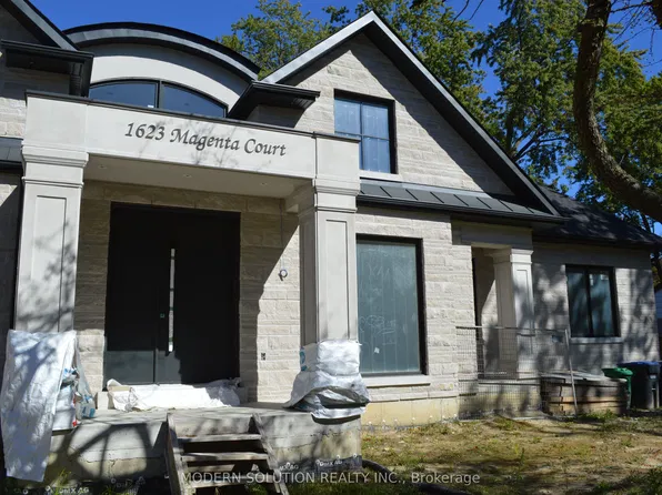 1623 Magenta Ct, Mississauga, ON L5G 3A6
