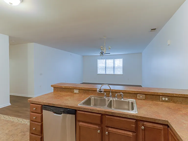 5212 Nuthall Dr #103 — Photo 11