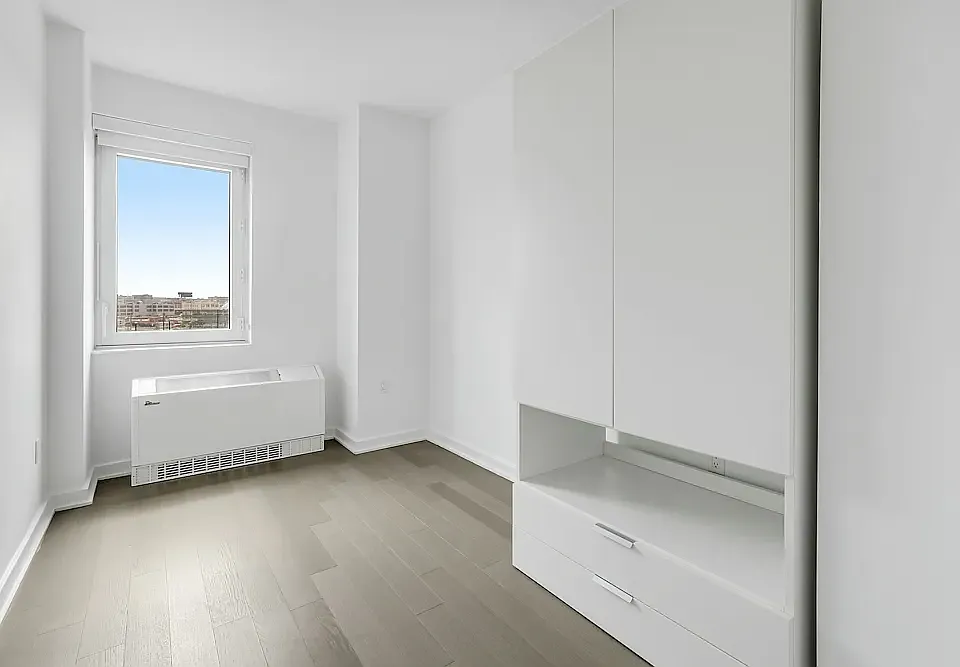 29-22 Northern Blvd #1511C