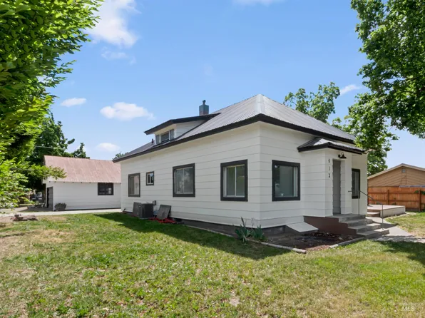 612 N 4th St, Parma, ID 83660