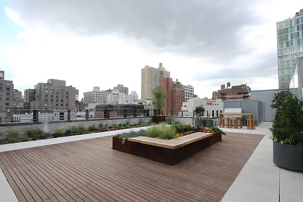 Rented by Maison International | media 19