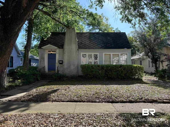 110 Florence Pl, Mobile, AL 36607