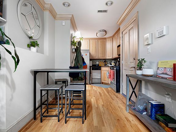 610 14th Pl NE #4-2_05262023