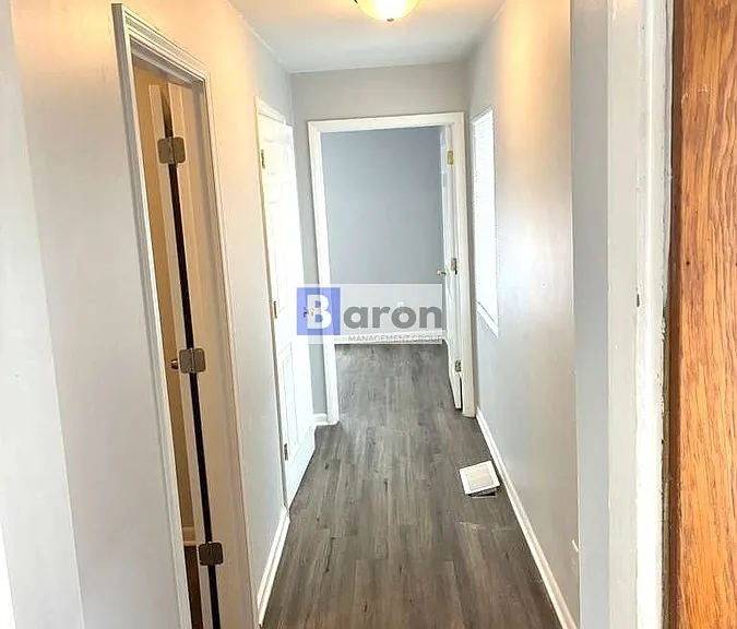 448 Park Dr — Photo 9