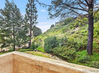 1252 River Glen Row UNIT 33, San Diego, CA 92111