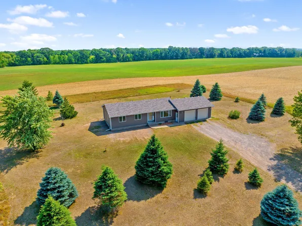4906 County Road 5 NW, Isanti, MN 55040
