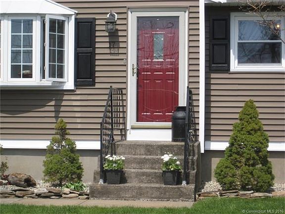 Welcome to 17 David Ave.