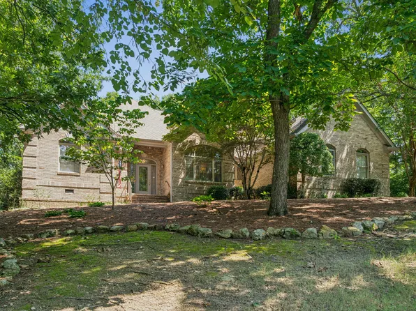 1418 Oakhurst Dr, Ooltewah, TN 37363