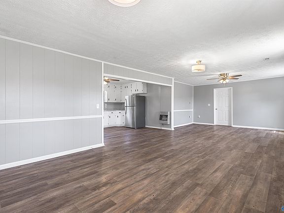 3rd image of 1247 Eva Rd