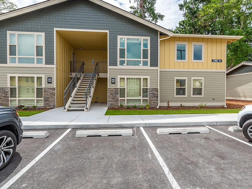 M1250 - Park Terrace Apartments