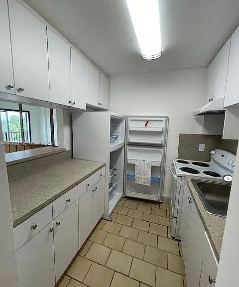 13455 NE 10th Ave #405 — Photo 2