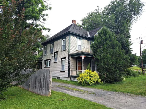 9 Monadnock Street, Colebrook, NH 03576