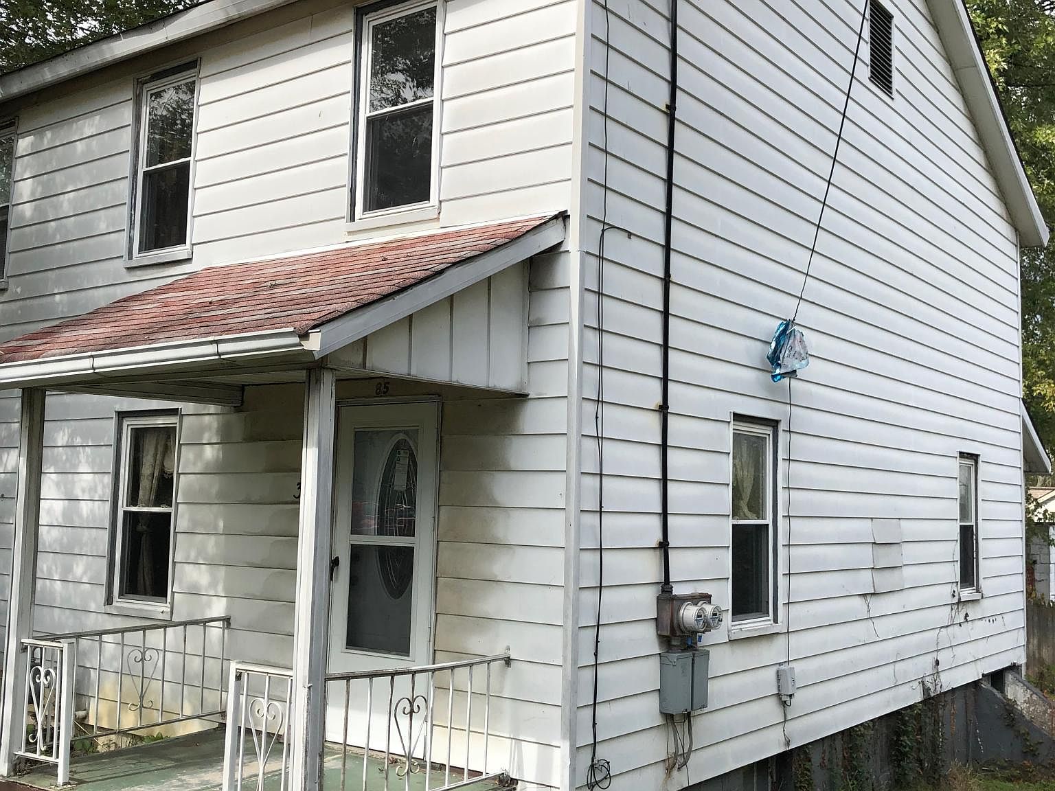 385 1st St Lawrence Pa 15055 Zillow