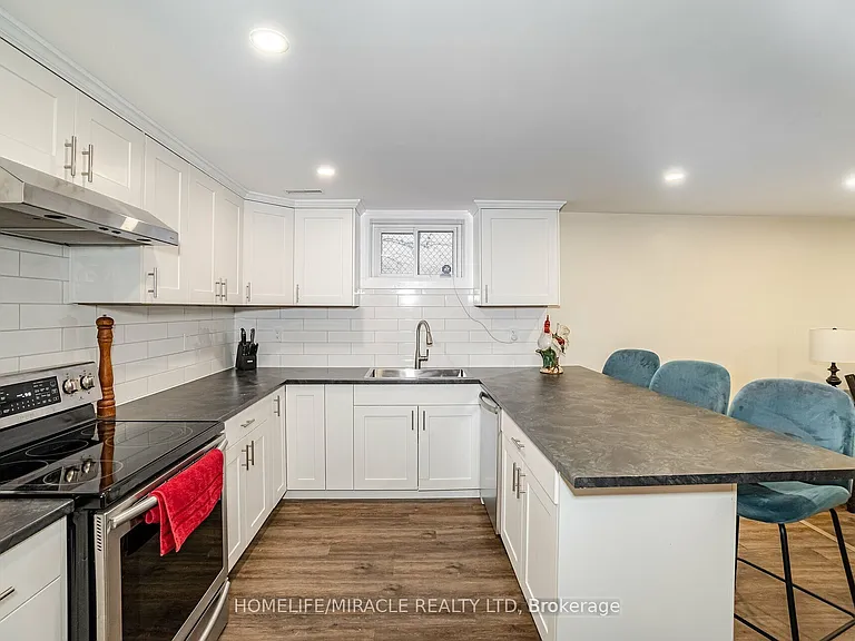 18 Prouse Dr — Photo 6