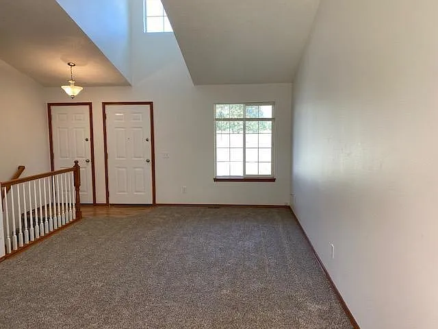 12515 N Perry St — Photo 7