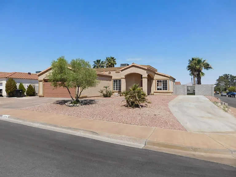400 Opal Dr — Photo 36