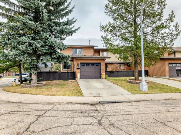13621 28th St NW, Edmonton, AB T5A 4B5