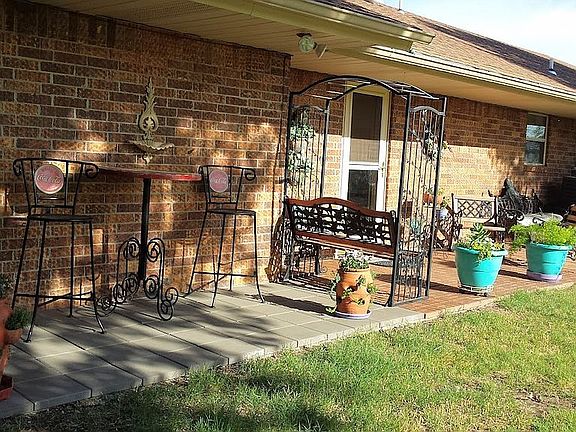 5th image of 10801 Bluestem Dr