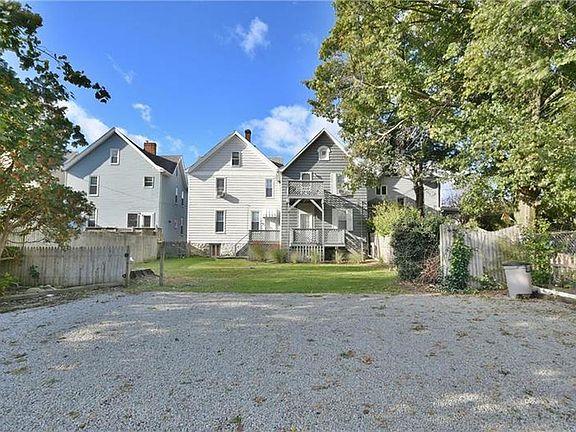 2nd image of 507 Green St #1