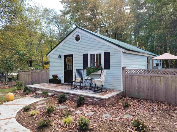 397 Second Crown Point Road, Strafford, NH 03884