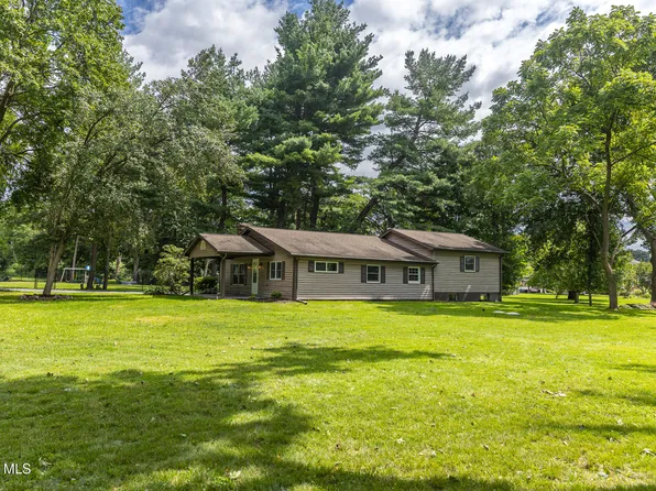 5133 Broad Ave, Altoona, PA 16601