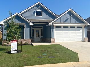 3049 Royal Garden Rd, Tyler, TX 75701