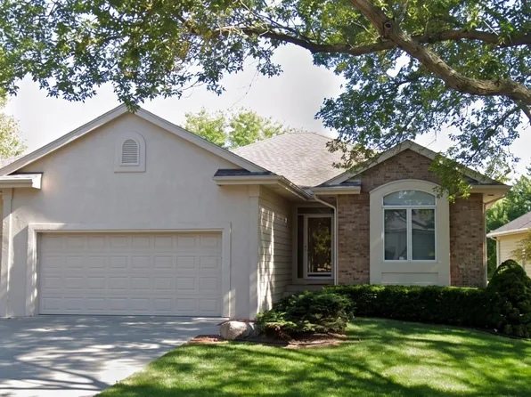 903 S 177th Cir, Omaha, NE 68118