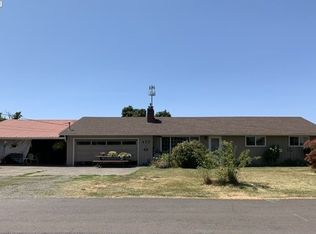 475 N 6th St, Harrisburg, OR