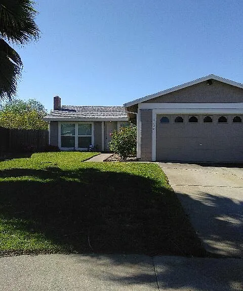 Risley Ct — Photo 3