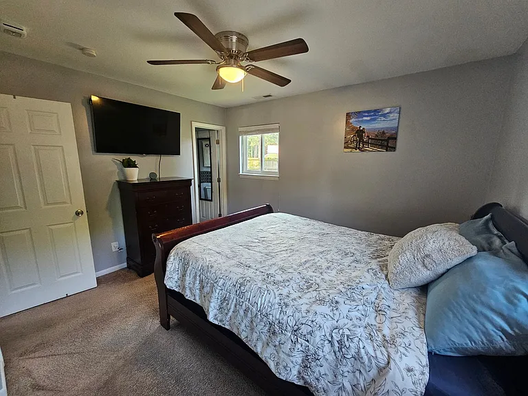 103 N Hill Ct — Photo 8