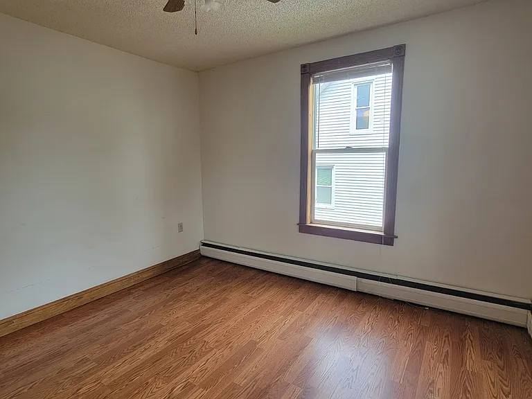 3 Pearl St #3 — Photo 11