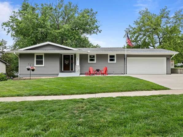 507 N J St, Indianola, IA 50125