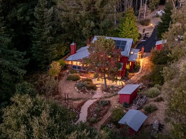 391 Westport Ln, Bonny Doon, CA 95060