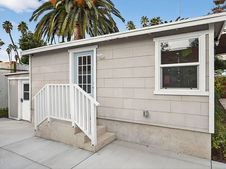 201 S Olive St — Photo 38